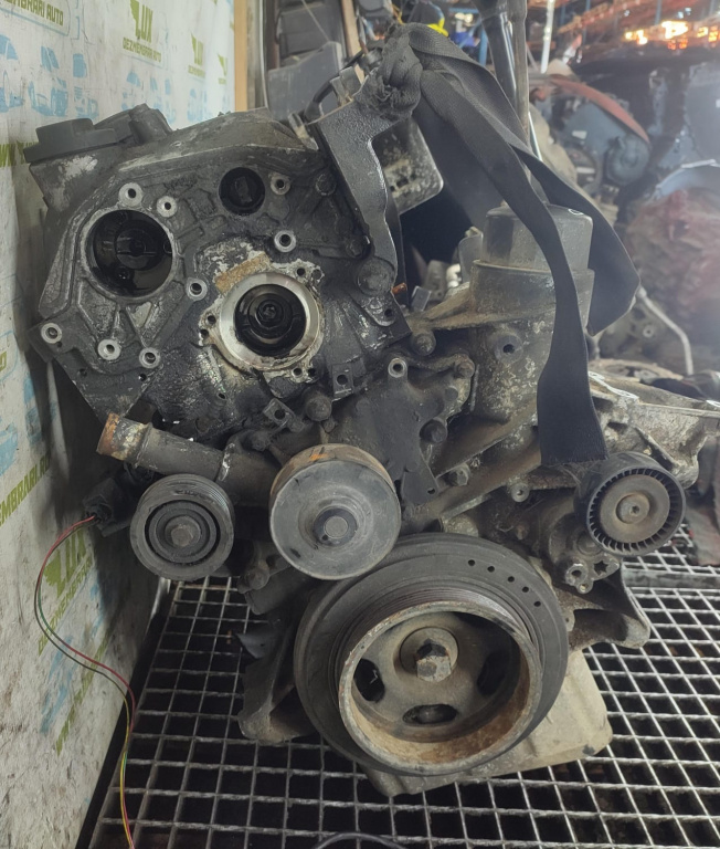 Motor complet fara anexe 2.2 cdi OM61198