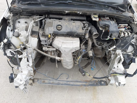 Motor complet fara anexe Citroen C4 2013 hatchback 1.4i