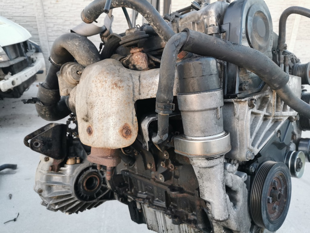 Motor complet fara anexe Kia Sportage 2.