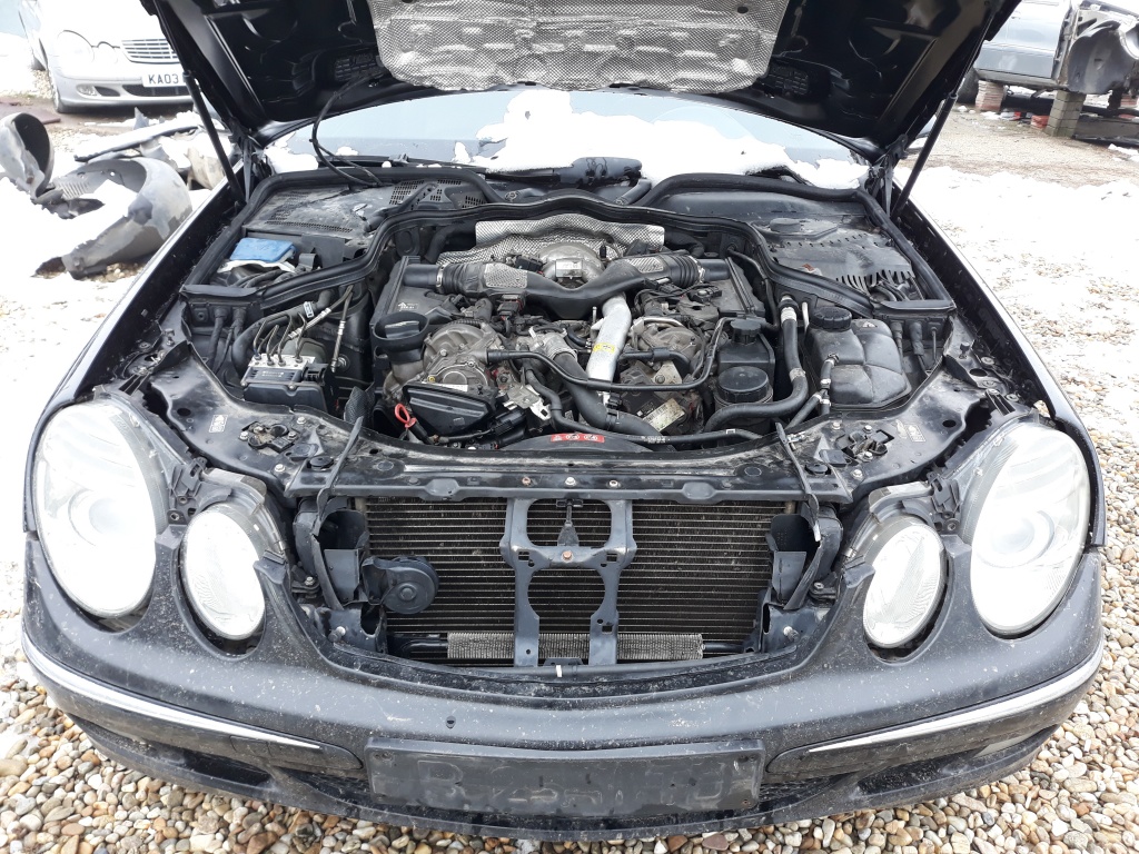 Motor complet fara anexe Mercedes E-CLAS
