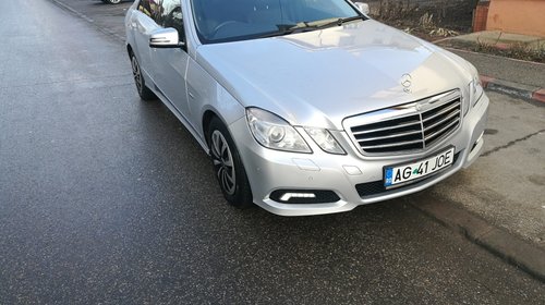 Motor complet fara anexe Mercedes E-CLAS