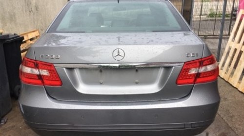 Motor complet fara anexe Mercedes E-Clas