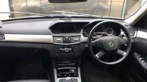 Motor complet fara anexe Mercedes E-Clas