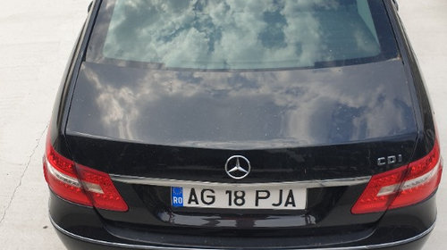 Motor complet fara anexe Mercedes E-Clas