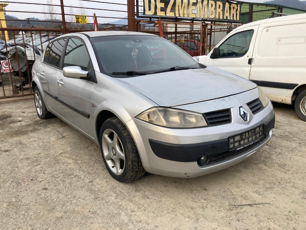 Motor complet fara anexe Renault Megane 2 2004 lim