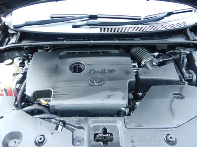 Motor complet fara anexe Toyota Avensis 2010 Break
