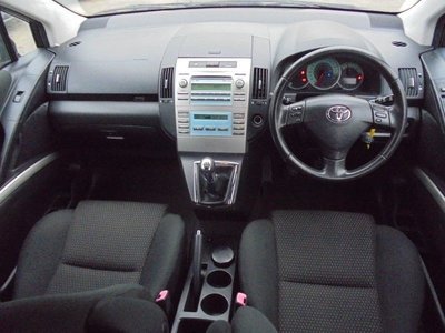 Motor complet fara anexe Toyota Corolla Verso 2007