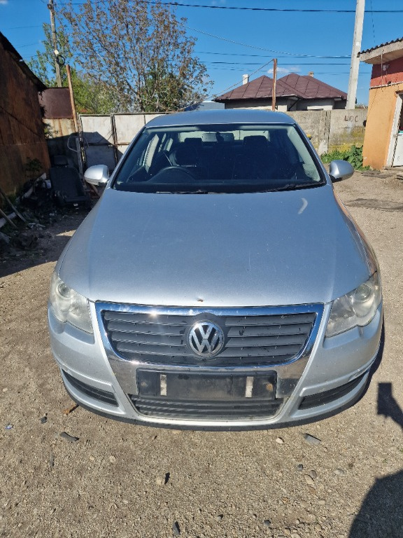 Motor complet fara anexe Volkswagen Passat B6 2010 Berlina 2.0