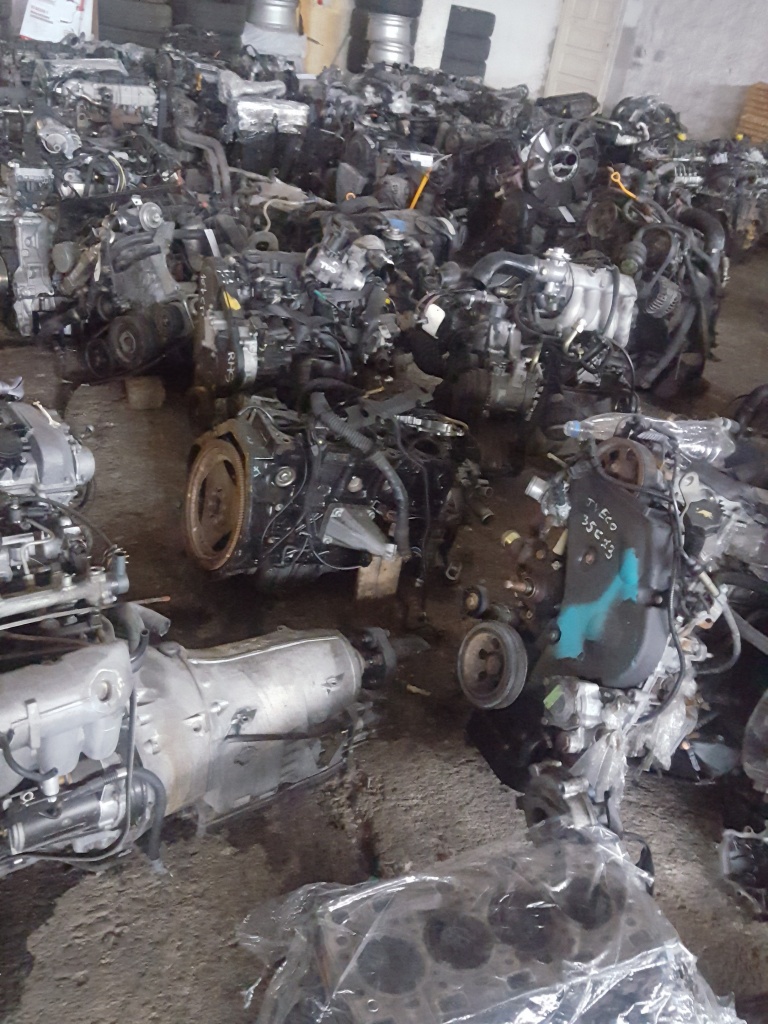 Motor complet Nissan Note 1.5 dCi 106 cp cod Motor complet K9K 832 injectie Siemens