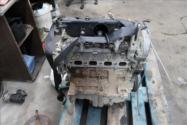 Motor Complet RENAULT SYMBOL (LB0-1-2_) 1.4 16V K4J 712