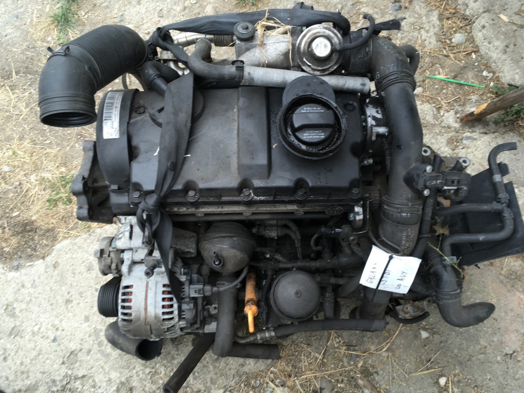 Motor complet Volkswagen Sharan 1.9 TDI 85 KW 116 CP cod motor AUY
