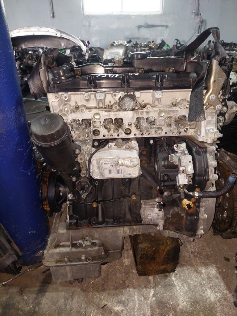 Motor cu pompa si injectoare Mercedes Sprinter an 2.2CDi cod 651956