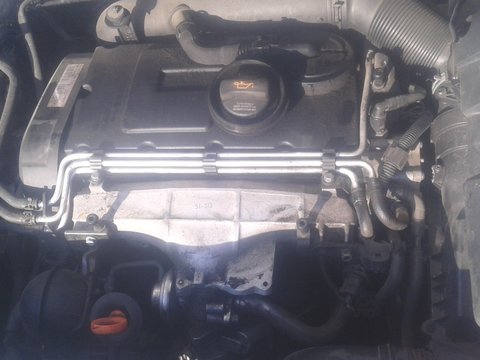 Motor fara accesorii VW Touran /Passat B6 /Octavia 2 /2.0 tdi BKD 140 CP 2006 in stare foarte buna cu factura