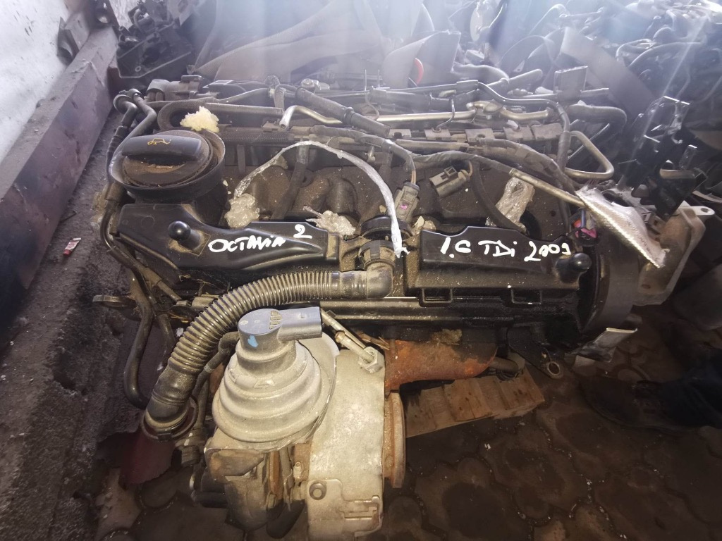 MOTOR FARA ANEXE 1.6 TDI SKODA Octavia II 2009-2011