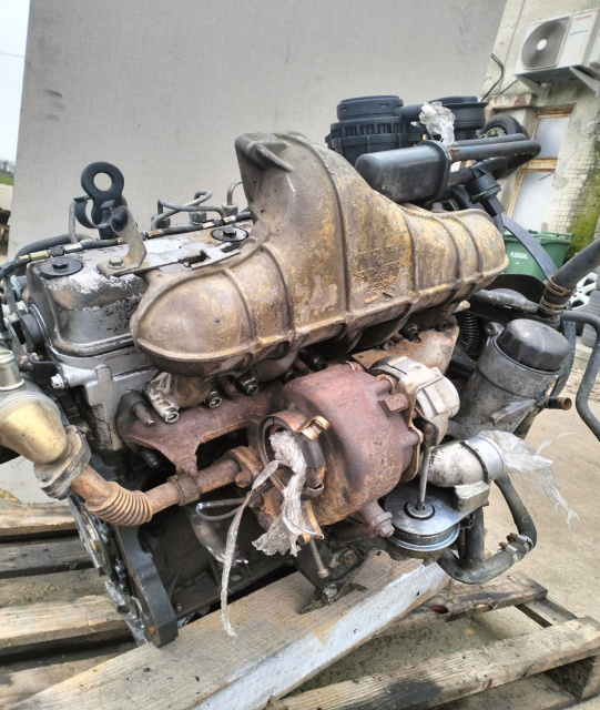 Motor fara anexe 2.5 tdi BJL Volkswagen VW Crafter [2006 - 2012] Autoutilitara duba 4-usi 2.5 TDi MT (136 hp)