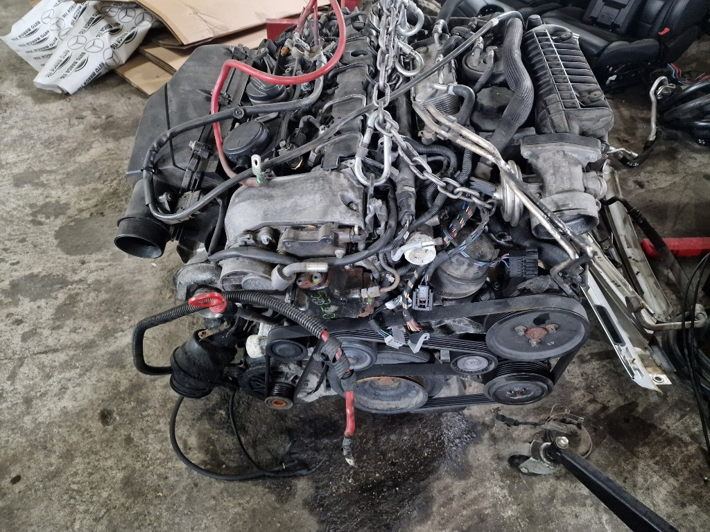 Motor fara anexe Mercedes ML 270 W163