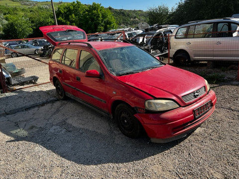 Motor fara anexe Opel Astra F [facelift] [1994 - 2002] wagon 1.4 MT (90 hp) Opel astra G 1.4 benzina 66kw,90cp cod motor X14XE culoare rosie Y547