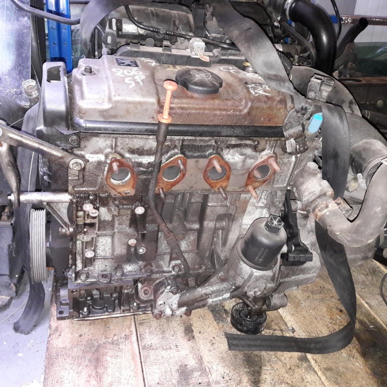 Motor fara anexe Peugeot 206, 1.1i, cod motor HFX