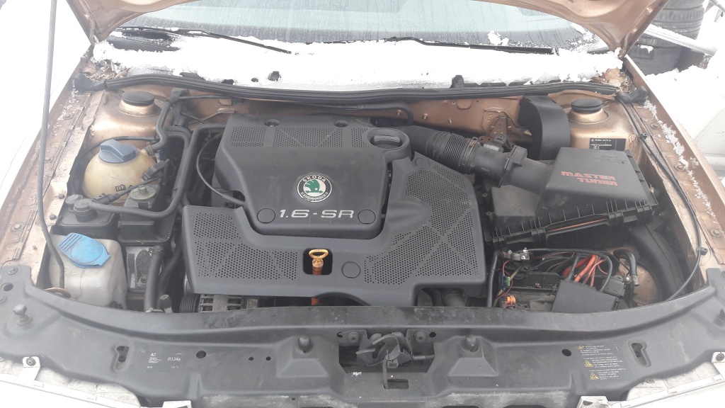 Motor fara anexe Skoda Octavia 1.6 SR 74 KW 101 CP AKL 2001