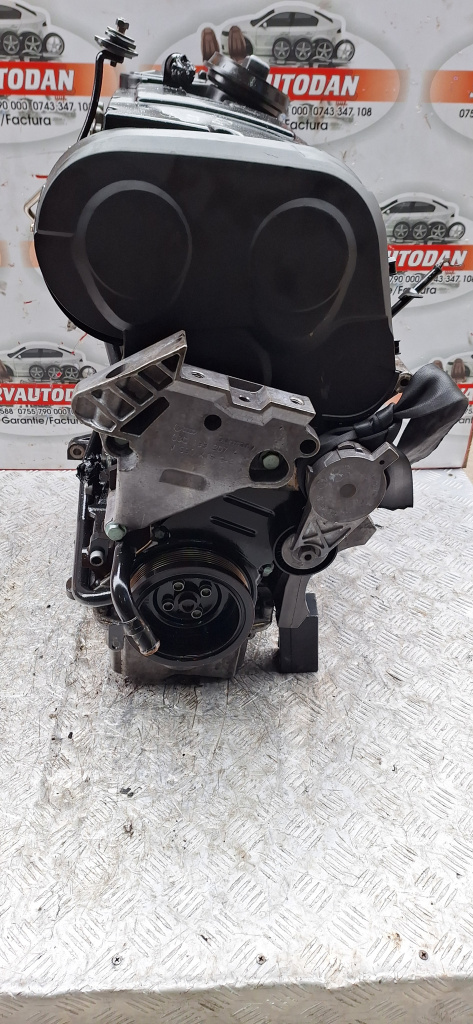 Motor fara anexe Volkswagen Golf 5 (2004-2009) 2.0 Motorina 2006, BKD