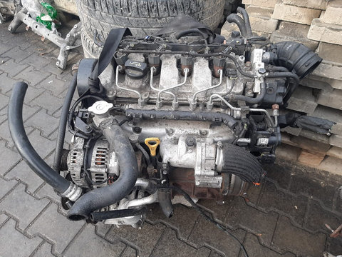 Motor HYUNDAI Santa Fe MK2 2.2 CRDI 150 CP 2005-2012 Fara Anexe Cod motor D4EB Cutie viteze automata