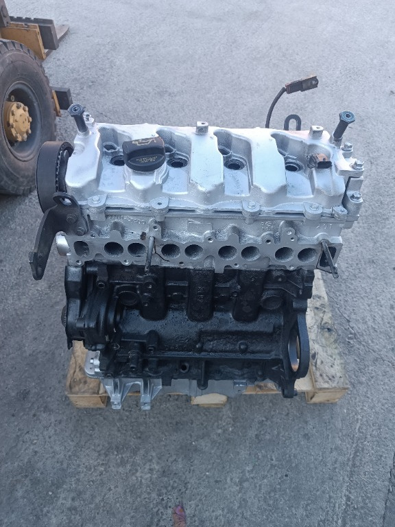 Motor Hyundai Tucson KIA Sportage 2.0 D 