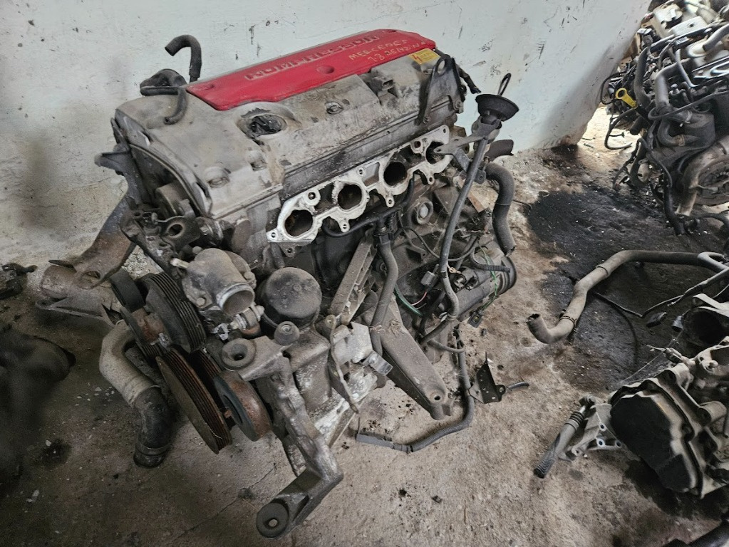 Motor Mercedes C200 w203 2.0 benzina cod 111955