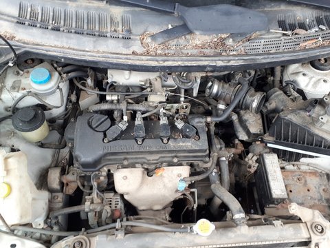 Motor Nissan Almera Tino 1.8 benzina tip 211976 fabricatie 2002