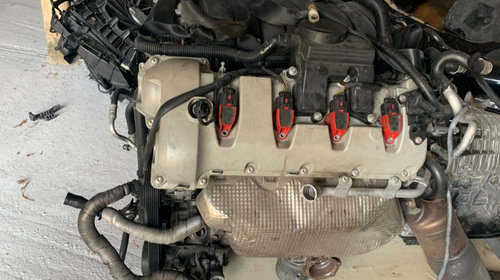 Motor porsche Panamera 4,8 8V 400 cp 200