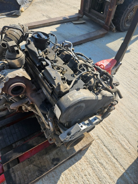Motor skoda octavia 2 2012 2.0tdi CFHC