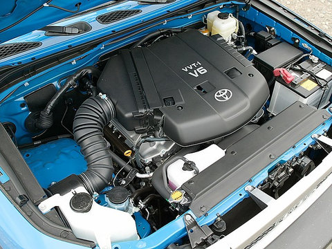 Motor Toyota 4.0 benzina cod motor 1GR-FE
