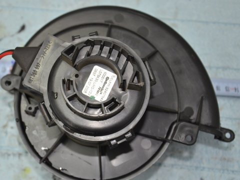 Motor ventilator aeroterma Astra H Zafira B / 52407543