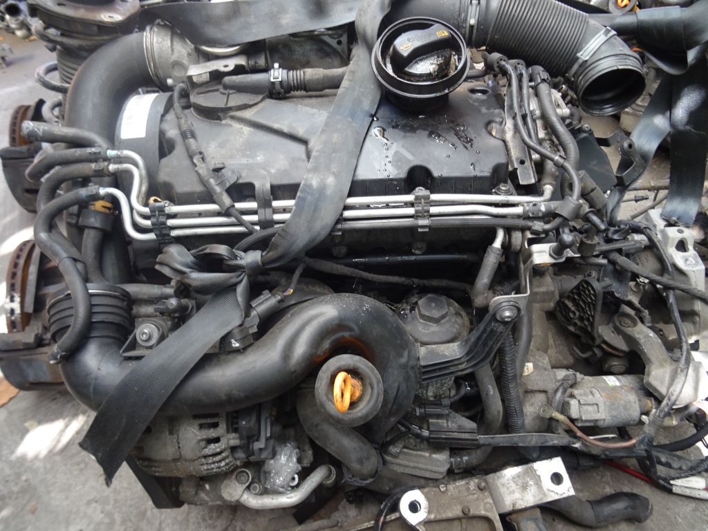 Motor Volkswagen Golf 5 plus 1.9 TDI BXE 105 CP din 2005 fara anexe