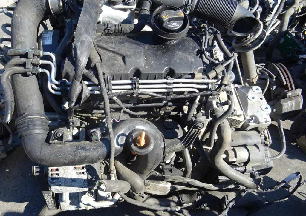 Motor Volkswagen Golf 5 Plus 1.9 TDI BXE 105 CP din 2006 fara anexe
