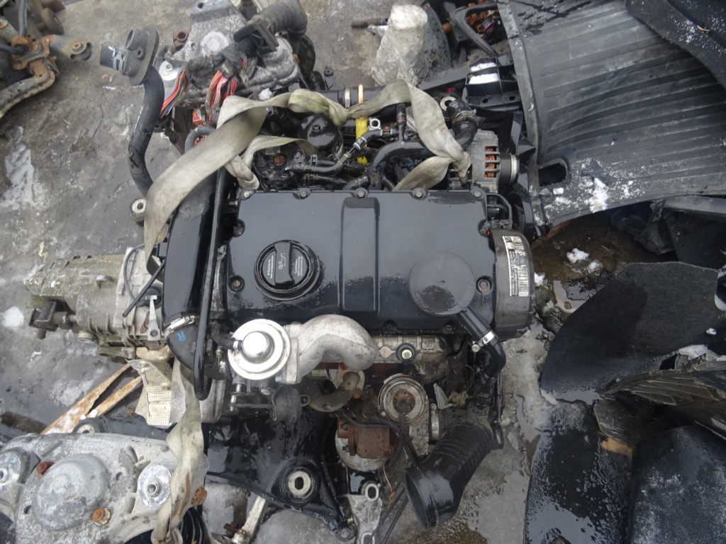 Motor Volkswagen Passat 1.9 TDI 116CP AJM din 2001