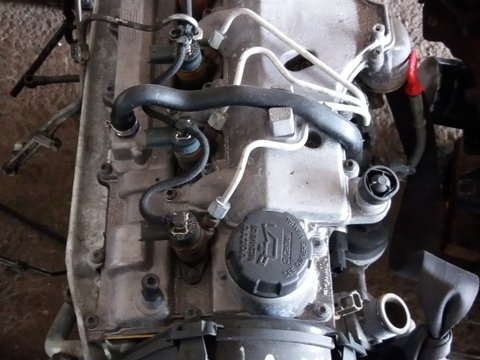 Motor Volvo S60 2.4 D5 163 cp cod motor D 5244 T