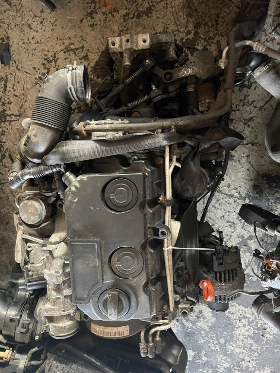 Motor VW Caddy 1.9 tdi BLS