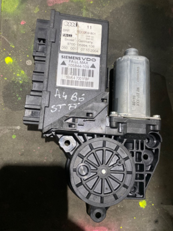 Motoraș macara cu modul stânga față Audi A4 B6 cod 8E1959801