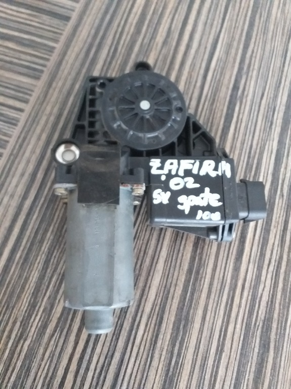 Motoraș macara geam stânga spate cu mo