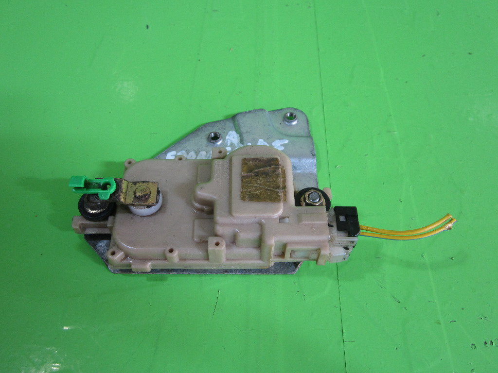 MOTORAS / ACTUATOR INCHIDERE CENTRALIZATA USA DREAPTA OPEL FRONTERA A 4x4 FAB. 1992 - 1998 ⭐⭐⭐⭐⭐