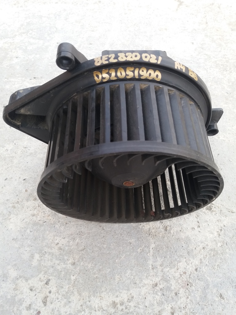 Motoras aeroterma Audi A4 B6, volan dreapta