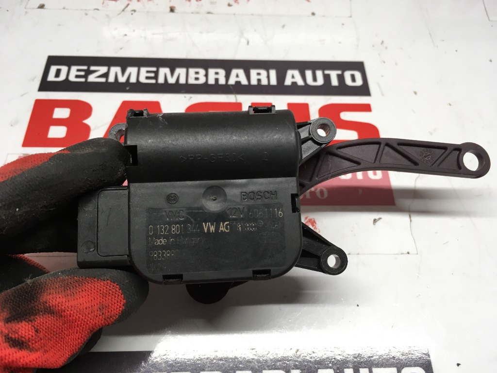 Motoras aeroterma bord Seat Leon cod: 0132801344