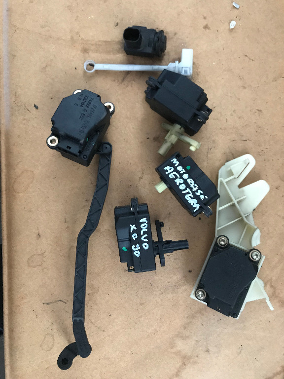 Motoras aeroterma volvo xc90 2.4 163 cp 2002 - 200
