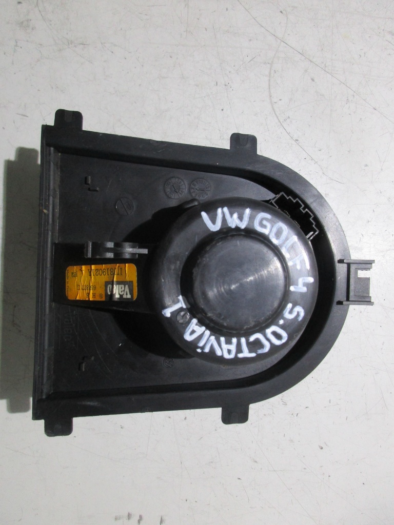 MOTORAS AEROTERMA VW GOLF 4 SKODA OCTAVIA 1 COD- 1J1819021A..