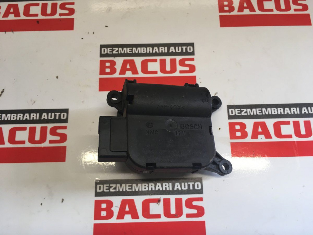 Motoras aeroterma VW Touareg cod: 0132801320