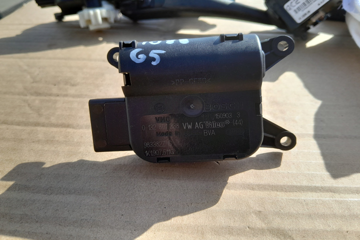 Motoras clapeta aeroterma 0132801338 / 1K1907511G 
