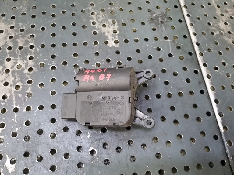 Motoras clapeta aeroterma audi a4 b7 8e 0132801303 663829rc 8e1820511b