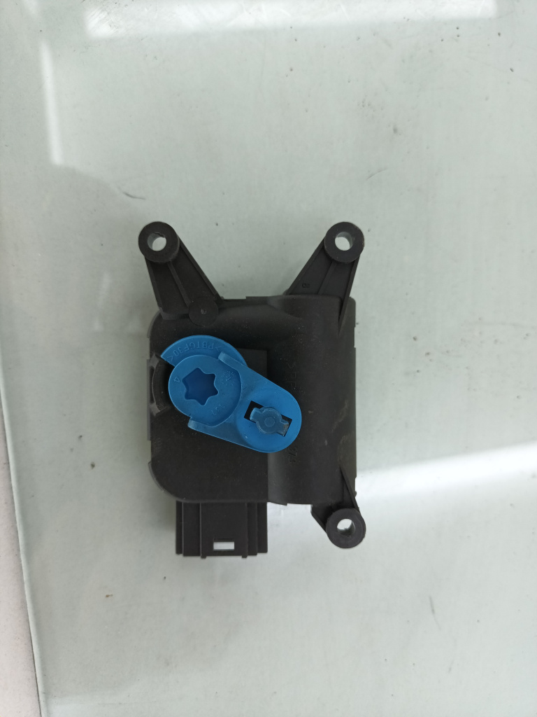 Motoras clapeta aeroterma bord Skoda OCT