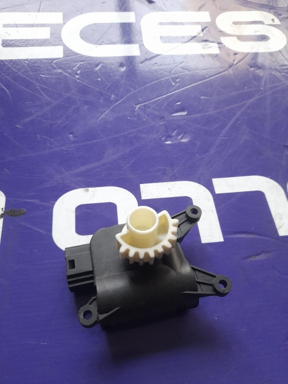 Motoras clapeta aeroterma pentru Vw Audi 3c0907511