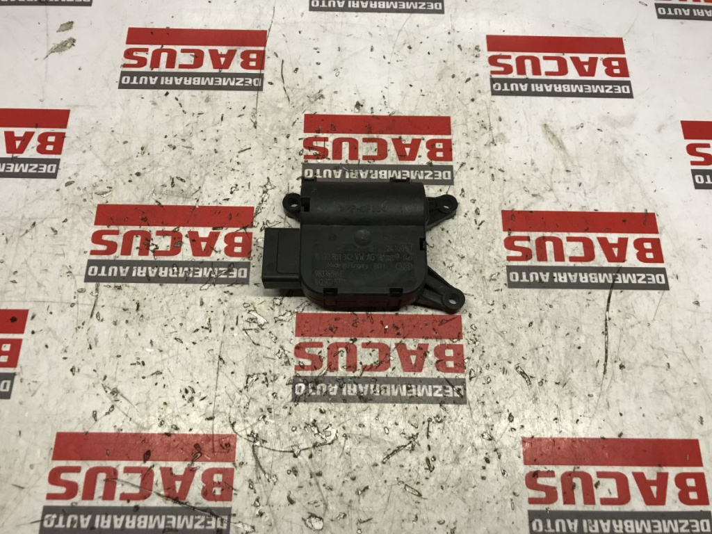 Motoras Clapeta Aeroterma VW Golf 6 / Skoda Octavia 2 Cod: 0132801342